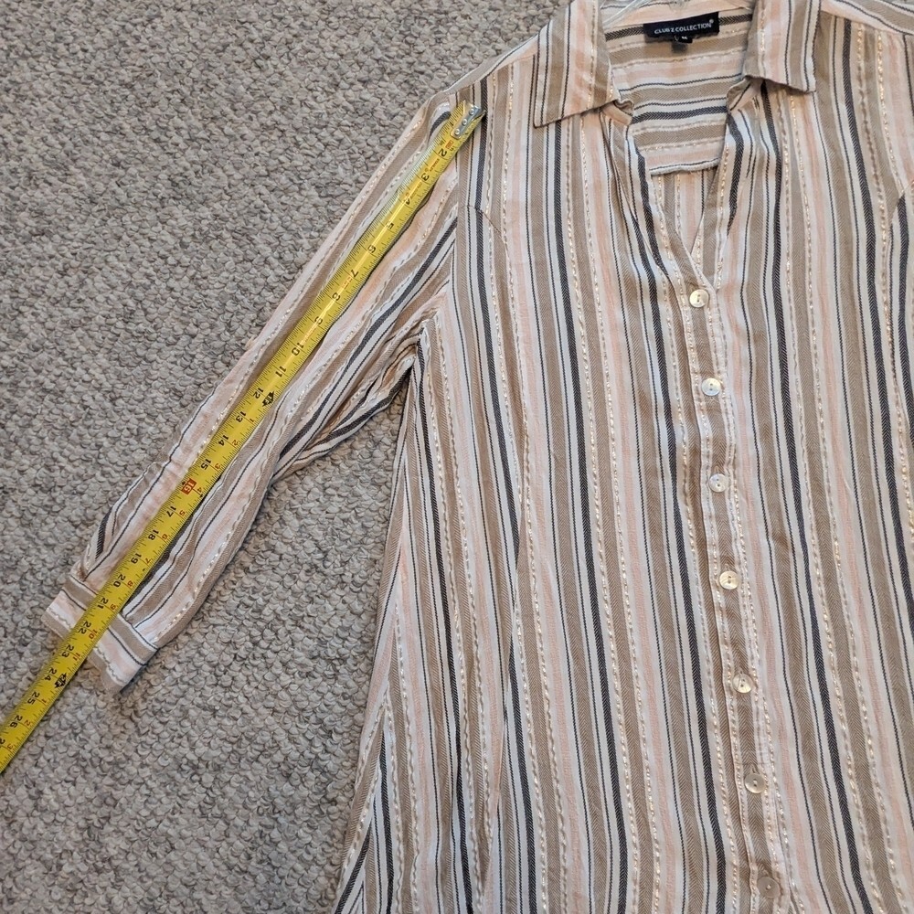 Women's (Size M) Long Striped V-neck Button Down Blouse/Top Long or 3/4 Sleeves - Picture 7 of 13